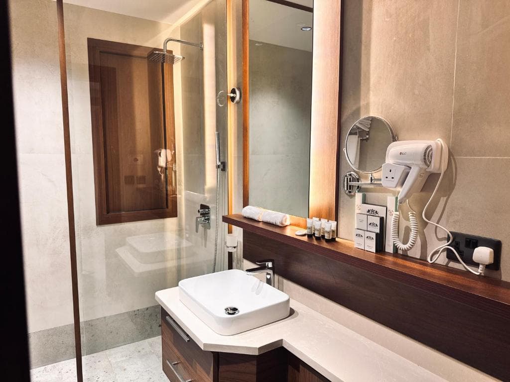 QIRA HOTEL 7